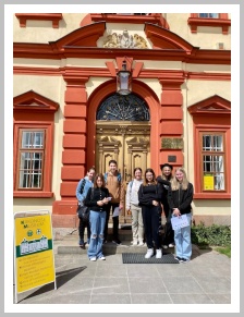 Novináři v muzeu 1